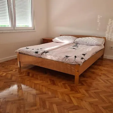 Апартаменты Apartman Srbac Srbac